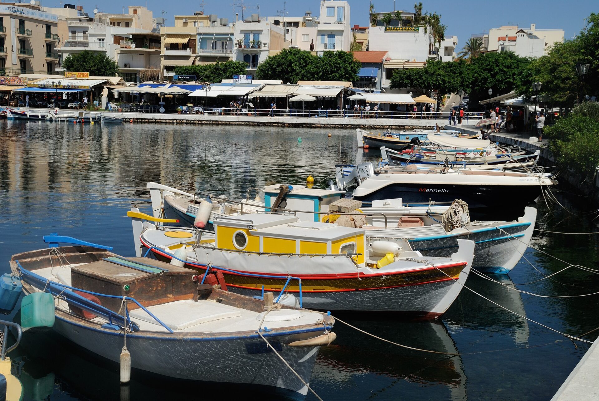 Explore the City of Aghios Nikolaos